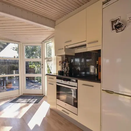 Nyaraló Three-bedroom Holiday In Ebberup Helnæs By